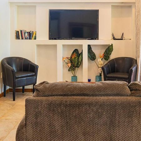 Surfside Apartments - Mal Pais Malpais Esterno foto