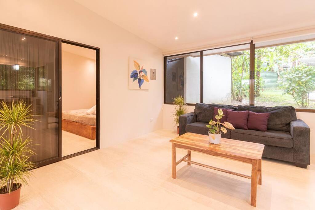 Surfside Apartments - Mal Pais Malpais Esterno foto